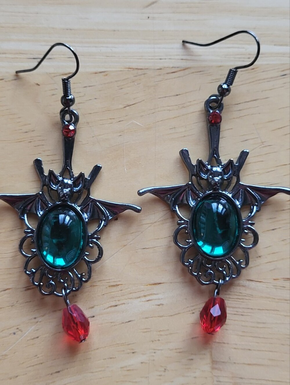 Green red and Silvertone Halloween Bat Earrings Gothic emo Goth style